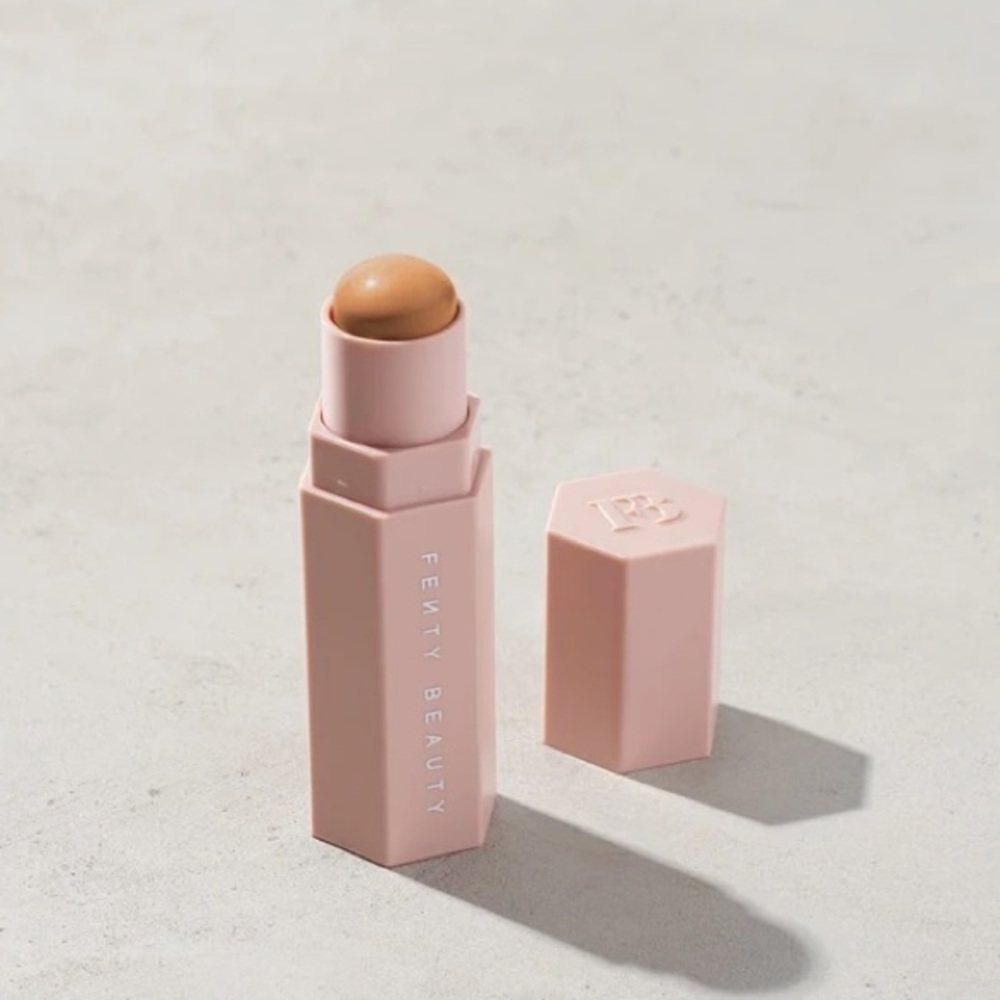 MATCH STIX MATTE SKINSTICK Latte